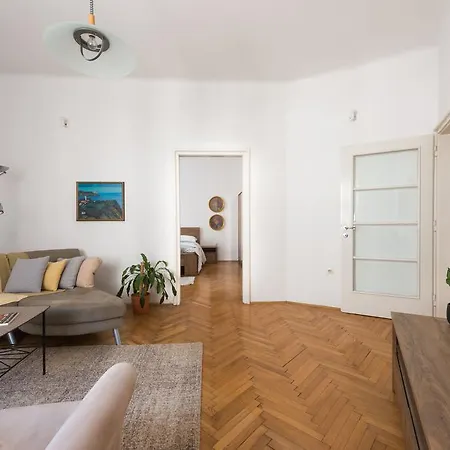 Apartamento Ferent